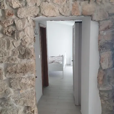 Jerkovic-secluded House And With Pool דרזניצה