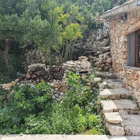 דירה Jerkovic-secluded House And With Pool *