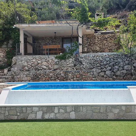 Jerkovic-secluded House And With Pool * דרזניצה