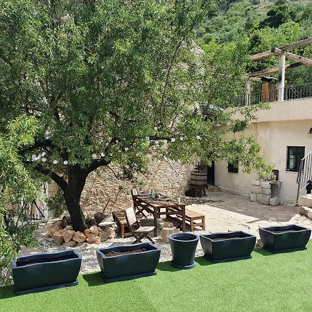 דירה Jerkovic-secluded House And With Pool *