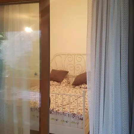 Jerkovic-secluded House And With Pool דירה *