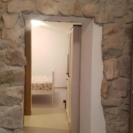 Jerkovic-secluded House And With Pool