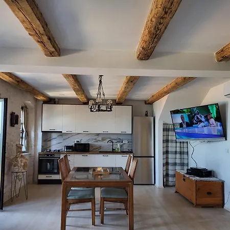 Jerkovic-secluded House And With Pool
