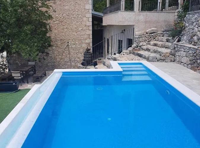 Jerkovic-secluded House And With Pool Lejlighed Drašnice