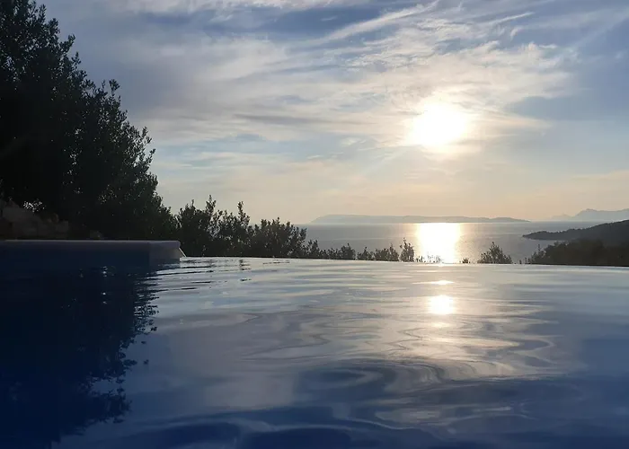 Jerkovic-secluded House And With Pool *
