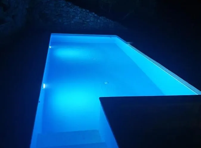 Jerkovic-secluded House And With Pool * Drašnice
